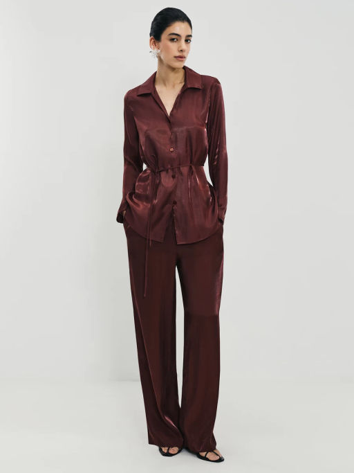 Блузка из вискозы с тонким поясом / Zarina