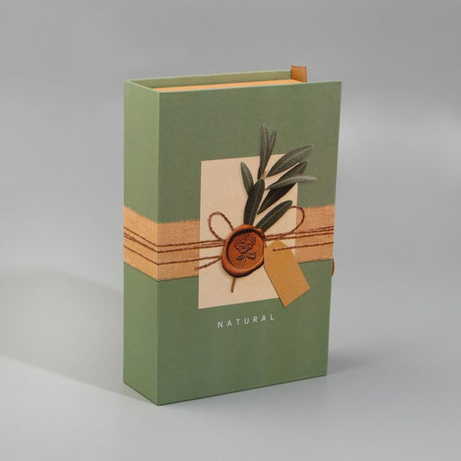 Коробка - книга, упаковка подарочная, «С любовью», 20×12.5×5 см