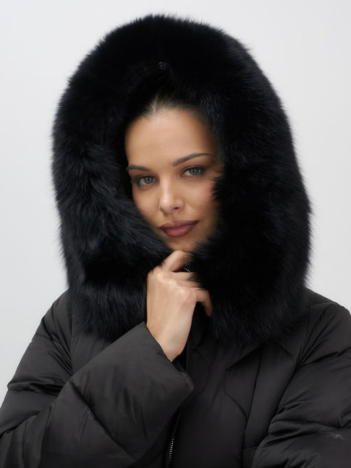 Пальто зимнее утепленное с мехом и капюшоном тренд черного цвета 7753Ch - Visdeer фото 15