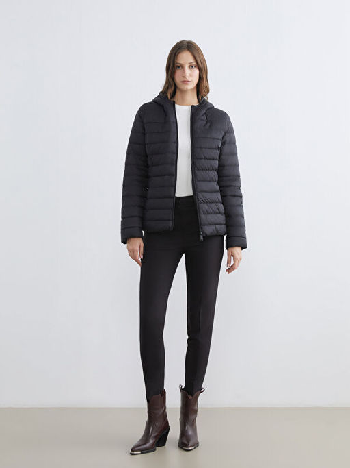 Kap??onlu Kad?n ?i?me Mont