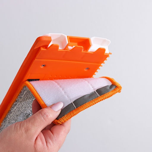 Швабра с отжимом, водосгоном и щёткой Raccoon, 2 насадки из микрофибры 50?11 см, стальная ручка 141 см фото 39