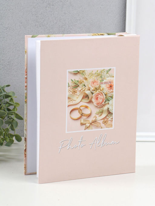 Фотоальбом на 200 фото 10×15 см «Кольца молодых и букет с розами», в коробке, 5.5×20.5×26 см