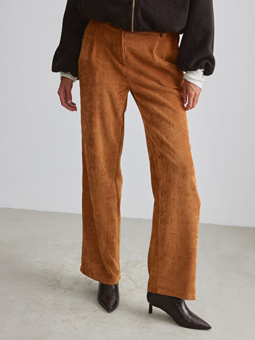 Geni? Pa?a Kadife Kad?n Pantolon