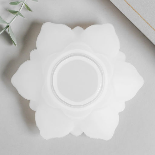 Молд силикононовый «Подсвечник цветок» 10,7 х 12,2 х 4,3 см