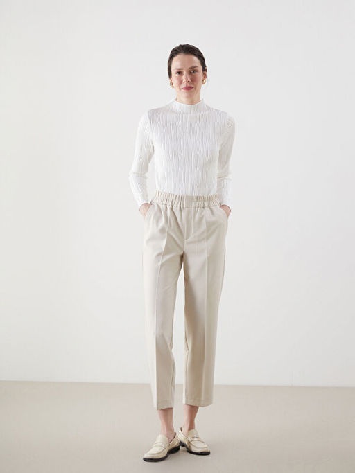 Dik Yaka Dokulu Kad?n Body