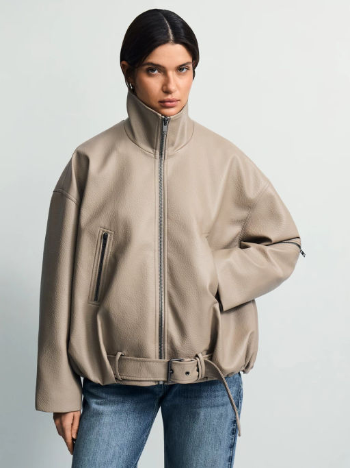 Куртка-бомбер из искусственной кожи с ремнем / Zarina  фото 4