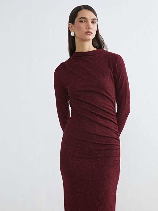 Dik Yaka Parlak G?r?n?ml? B?zg?l? Elbise