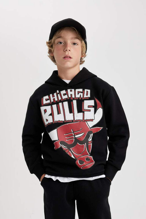 Толстовка с капюшоном NBA Chicago Bulls для мальчиков - Defacto фото 4