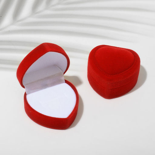 Футляр под кольцо, серьги Сердце с рамкой из точек, бархатный, 5?5 см (0.5 см ), красный