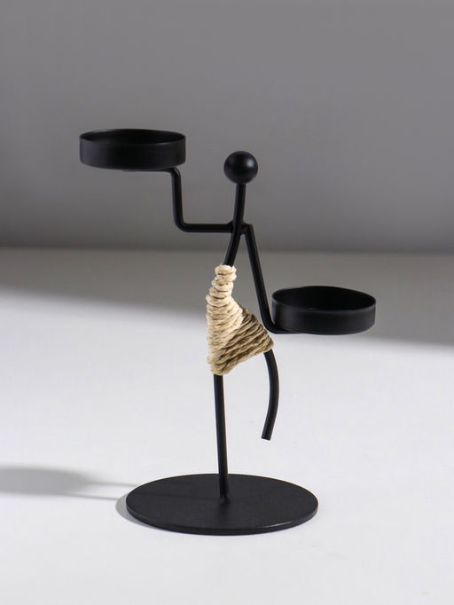 Подсвечник на 2 свечи «Аборигенка танцующая», металл, d=4 см, 10.5×8×16 см