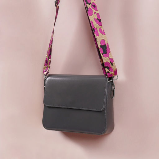 Ручка для сумки «Розовый леопард», стропа, с карабинами, 139±3×3.8 см, ярко-розовая