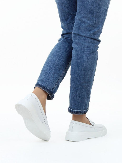 03-YD122-3 WHITE Лоферы женские (натуральная кожа)