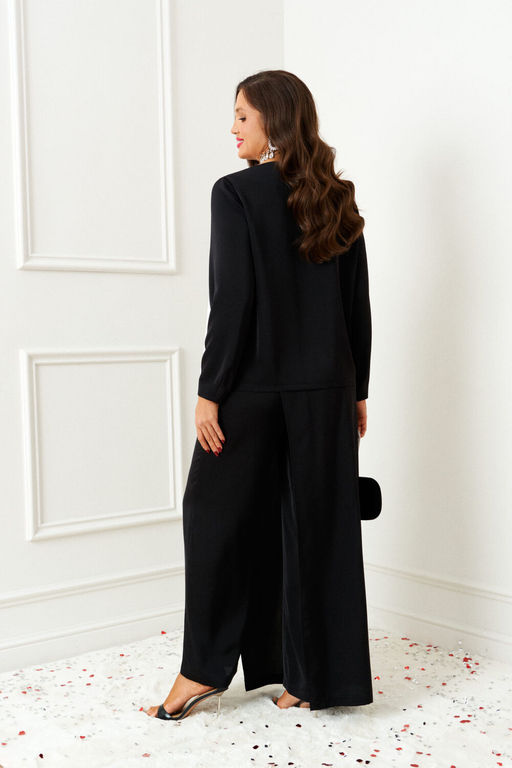 Костюм Beautiful Free 6386 черный с молоком