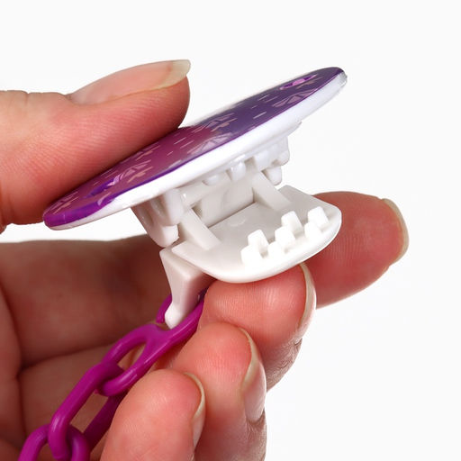 Соска - пустышка с держателем Крошка Я «Пингвинчик», анатомическая, от 6 мес, фиолетовый