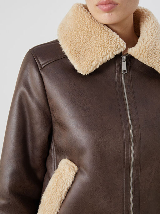 K?rk Yaka Kad?n Deri G?r?n?ml? Mont