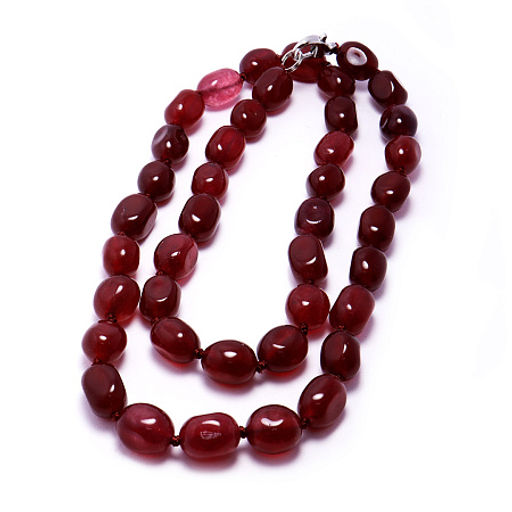 Бусы из камня Рубиновый агат-привлекает любовь, разжигает остывшие чувства, дарует счастье