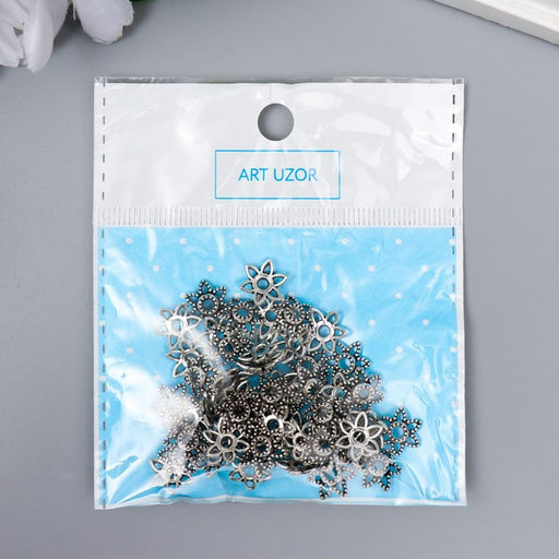 Цена за 50 шт. Декор шляпка для бусин металл Цветок-звезда, серебро, 0.9?1.1 см