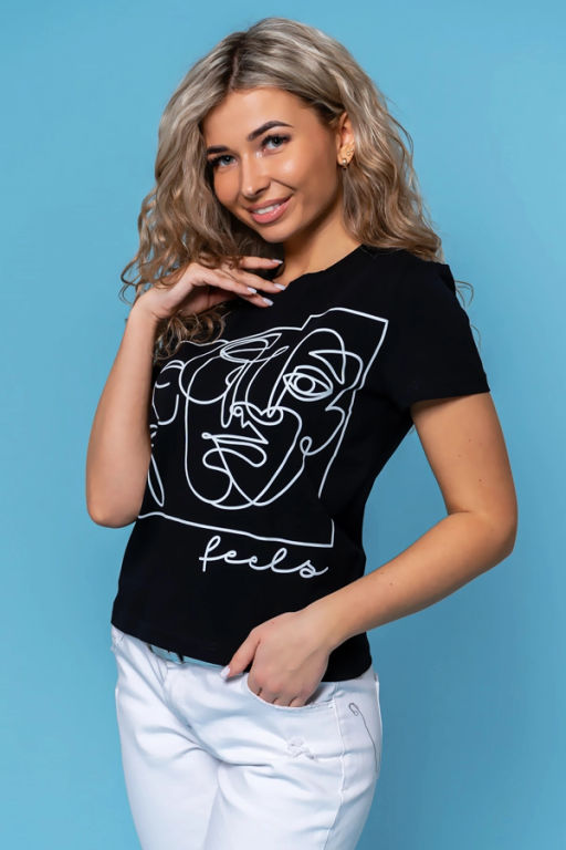 Футболка женская, цвет черный