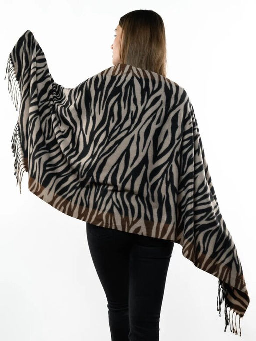 Яркий палантин с анималистичным принтом - Pretty mania фото 6