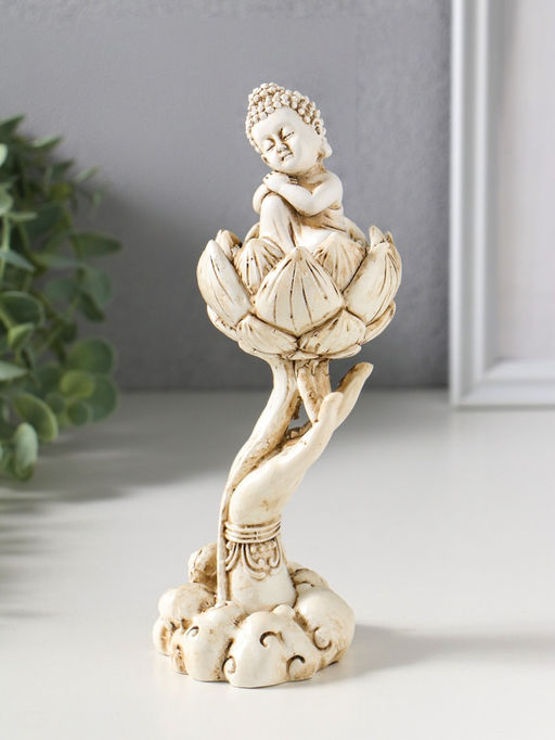 Сувенир полистоун "Рука с лотосом и Буддой" беж 7х7,5х18 см