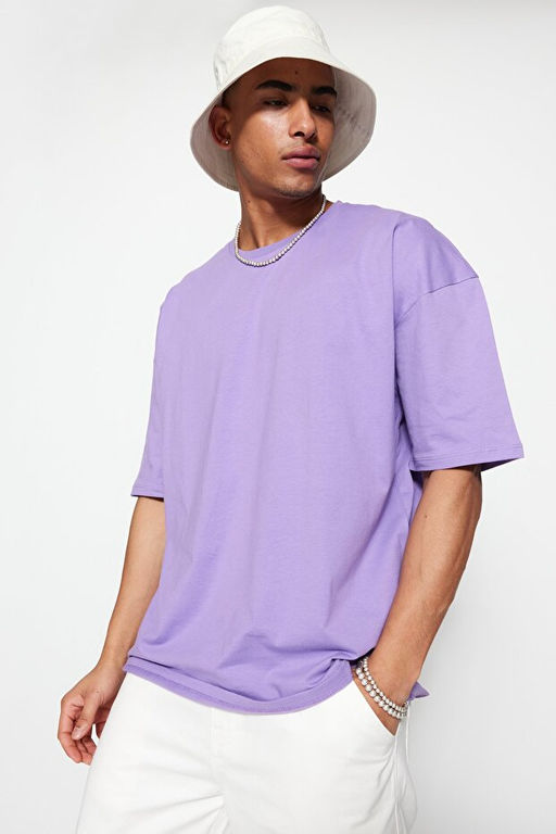 Lila Oversize/Geni_ Kesim Bisiklet Yaka S_rt Bask_l_ %100 Pamuk K_sa Kollu T-Shirt TMNSS21TS1223 - Trendyolmilla фото 2