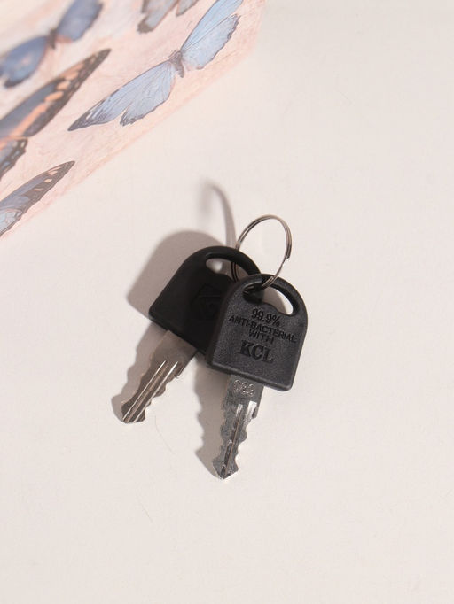 Шкатулка книга - сейф «Синие бабочки» дерево, искусственная кожа, 21×13×5 см