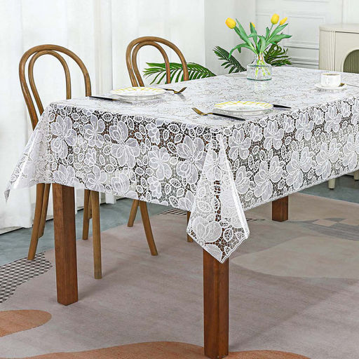 Скатерть ПВХ "Гипюр 2" 137х110см, длина стола до 90см, на 4 персоны, "LACE" фактурная, на пленке, беж с перламутром, упак. "классическая" п/э 28х41см т.м. "Домашняя Мода" (Китай)