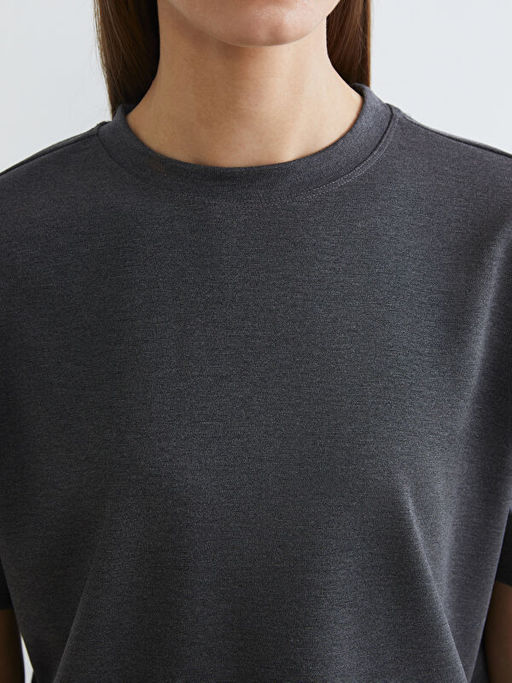 Bisiklet Yaka Oversize Kad?n Ti??rt