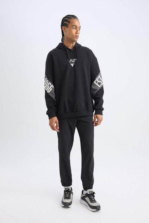 DeFactoFit NBA Chicago Bulls Спортивные спортивные штаны с эластичной резинкой и карманами для бега узкого кроя  фото 2