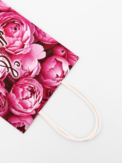 Цена за 3 шт. Пакет подарочный крафтовый «8 марта!» 15×8×21 см