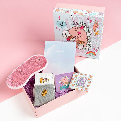 Набор подарочный KAFTAN Fries, носки 2 пары, маска для сна, открытки 3 шт.