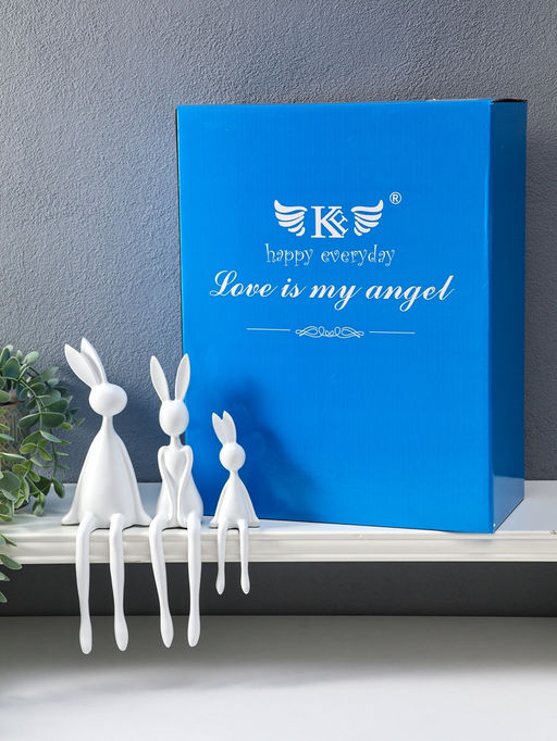 Набор фигур настольных полистоун Семья зайцев, белый, 3 шт., на полку