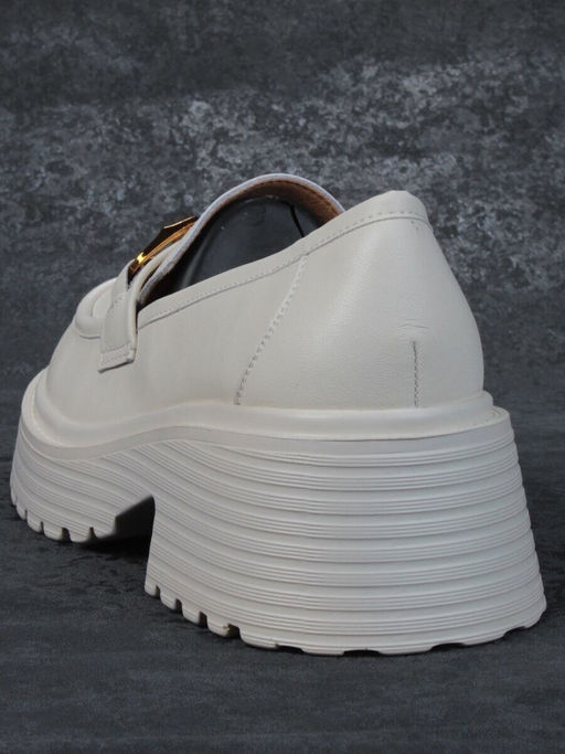 03-PDAG52-2 BEIGE Лоферы женские (натуральная кожа)