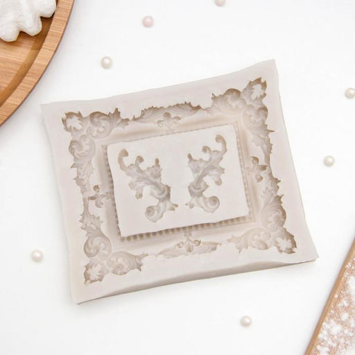 Молд для заливки «Рамка, лепнина», силикон, 9,5×11,5 см, розовый