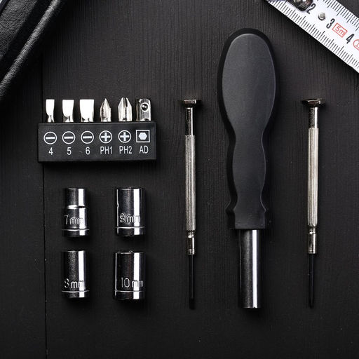 Подарочный набор инструментов в банке Будь всегда первым, 13 предметов