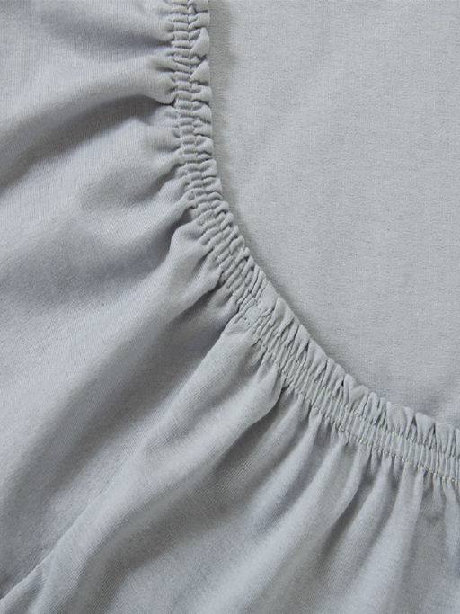 Простыня трикотажная на резинке