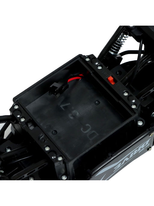 Машинка на пульте управления Вездеход с камерой, полный привод, Wi-fi, элементы из металла, цвет черный - Simaland фото 5