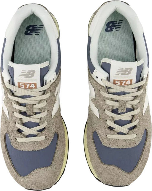 Кроссовки взрослые