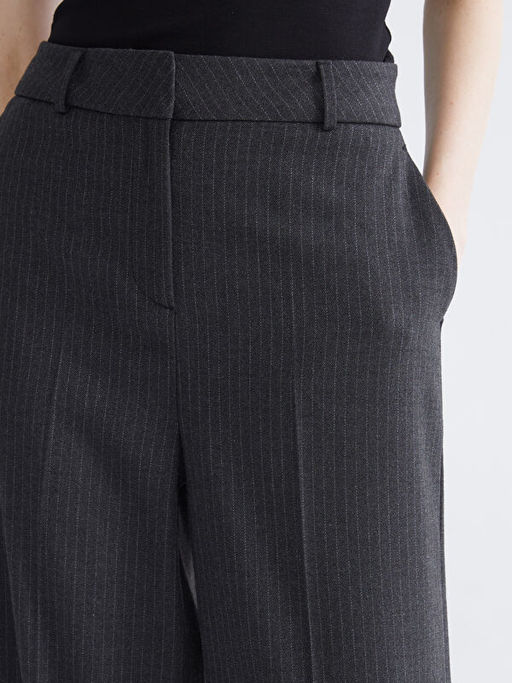 ?izgili Geni? Pa?a Kad?n Pantolon