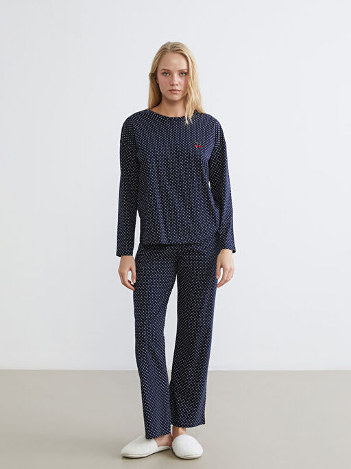 Bisiklet Yaka Puantiyeli Kad?n Pijama Tak?m?