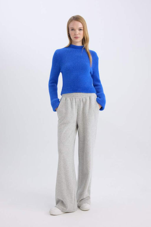 Крутой трикотажный свитер стандартной посадки с полуводолазкой - Defacto фото 2