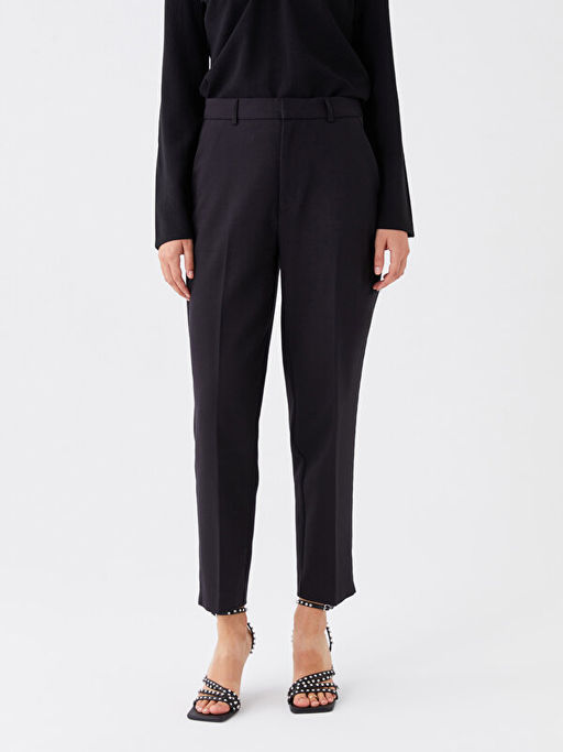 Kad?n Standart Fit D?z Pantolon