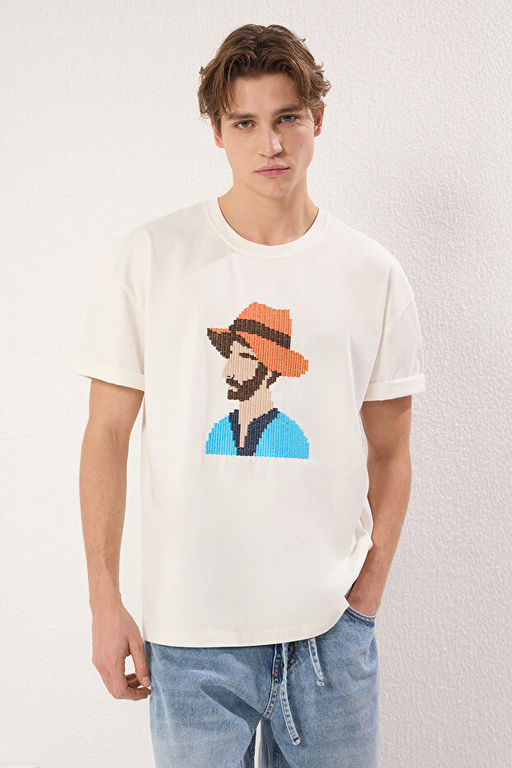 Ekru Oversize/Geni_ Kesim Nak__l_ Kal_n %100 Pamuk T-Shirt TMNSS25TS00011 - Trendyolmilla фото 2