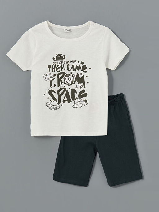 Bisiklet Yaka Erkek ?ocuk ?ortlu Pijama Tak?m?