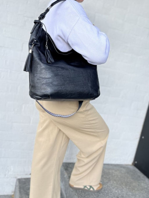 Женская сумка хобо из эко кожи 0012 Черный - Kenguluna фото 2