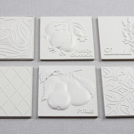 Заготовка для декорирования Love2art OLIV Плитка для декорирования МДФ 10 х 10 х 0.5 см №15 (лавровый лист)