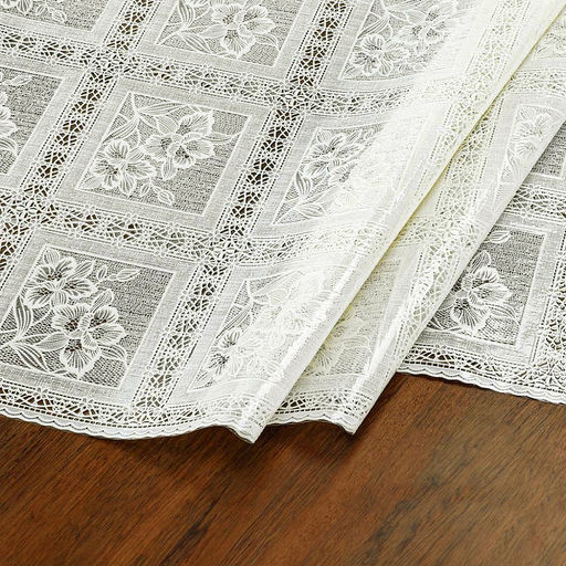 Скатерть ПВХ "Ришелье" 137х320см, длина стола до 280см, на 12 персон, "LACE" гладкая, пленка сверху, квадраты, беж перламутровый, упак. "классическая" п/э 32х41см т.м. "Домашняя Мода" (Китай)