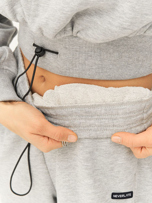 =Спортивные брюки с высокой посадкой и поясом со шнуром на стоппере - NEVERLATE фото 4