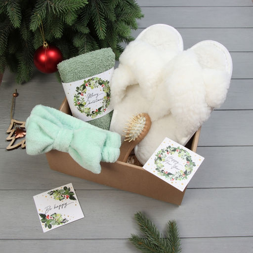 Набор новогодний подарочный «Этель» «Рождественский венок» полотенце 30×60 см и аксессуары (4 предмета)