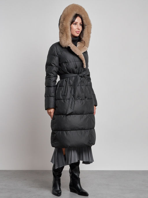 Пальто утепленное с капюшоном и мехом зимнее женское черного цвета 133203Ch - Visdeer фото 20